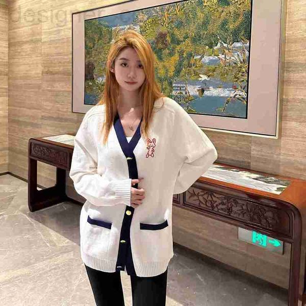 women's knits & tees designer high version 2023 autumn/winter new gu family bunny breasted net red polo collar single sweater cardigan, White
women's knits & tees designer high version 2023 autumn/winter new gu family bunny breasted net red polo collar single sweater cardigan, White