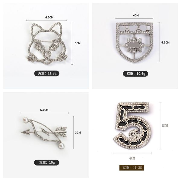 brand letter brooches luxury designer brooches jewelry woman color match brooch lady pearl pin marry wedding party jewelry accessories 20sty, Gray
brand letter brooches luxury designer brooches jewelry woman color match brooch lady pearl pin marry wedding party jewelry accessories 20sty, Gray