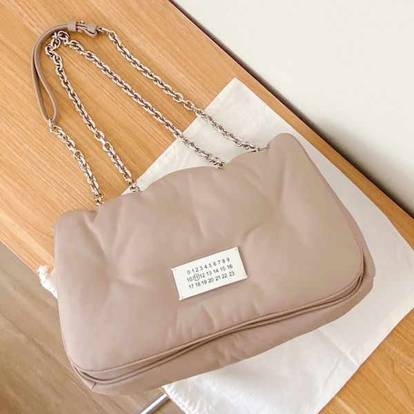 vacation margiela girl mens satchel bags sling totes genuine leather womens purse and handbags makeup luxurys designer with shoulder straps
vacation margiela girl mens satchel bags sling totes genuine leather womens purse and handbags makeup luxurys designer with shoulder straps