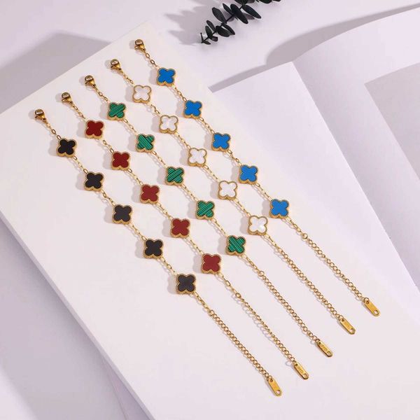 classic 4/four leaf clover designer bracelet white red blue agate shell women mother charms bracelets 18k gold plated luxury wedding woman f, Black
classic 4/four leaf clover designer bracelet white red blue agate shell women mother charms bracelets 18k gold plated luxury wedding woman f, Black