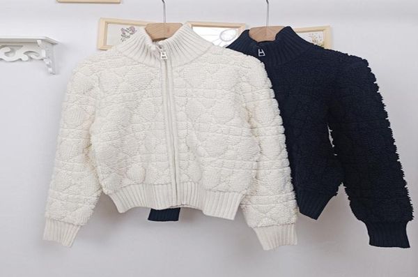 88 2022 milan style summer sweater brand same style sweater crew neck short sleeve gray pullover flora print white black fashion w7909412
88 2022 milan style summer sweater brand same style sweater crew neck short sleeve gray pullover flora print white black fashion w7909412