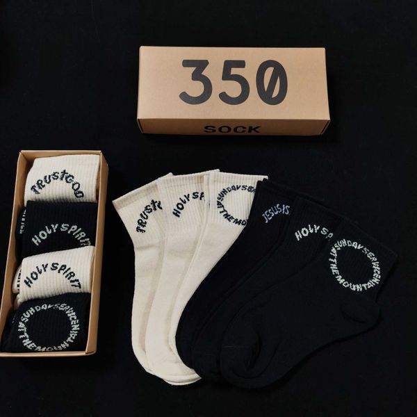 sunday limited fashion brand socks sports street low cut trustgod short socks for men and women in a pair of ins style, Black;white
sunday limited fashion brand socks sports street low cut trustgod short socks for men and women in a pair of ins style, Black;white