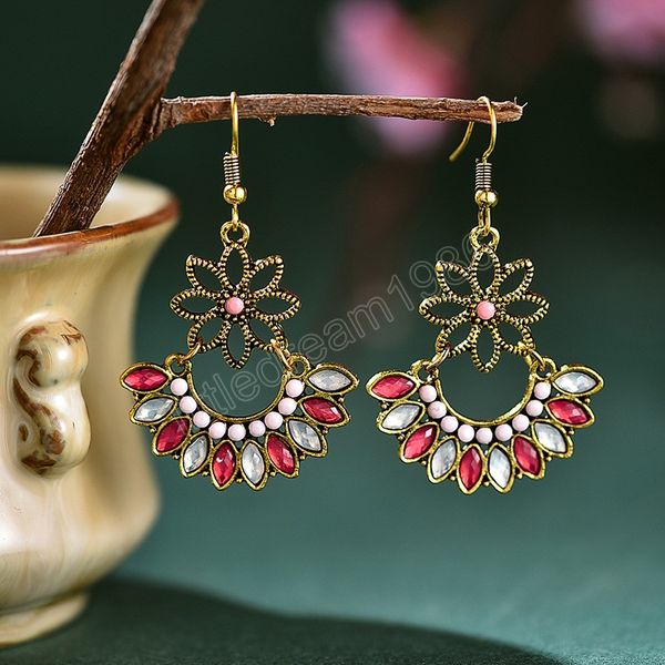 vintage ethnic hollow flower fan shaped drop earrings for women resin rhinestone beads antique gold color dangle earring jewelry, Silver
vintage ethnic hollow flower fan shaped drop earrings for women resin rhinestone beads antique gold color dangle earring jewelry, Silver