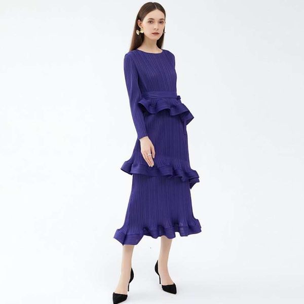 spring miyake ruffled long sleeved lace dress womens mid length simple figure flattering pleated skirt, Black;gray
spring miyake ruffled long sleeved lace dress womens mid length simple figure flattering pleated skirt, Black;gray