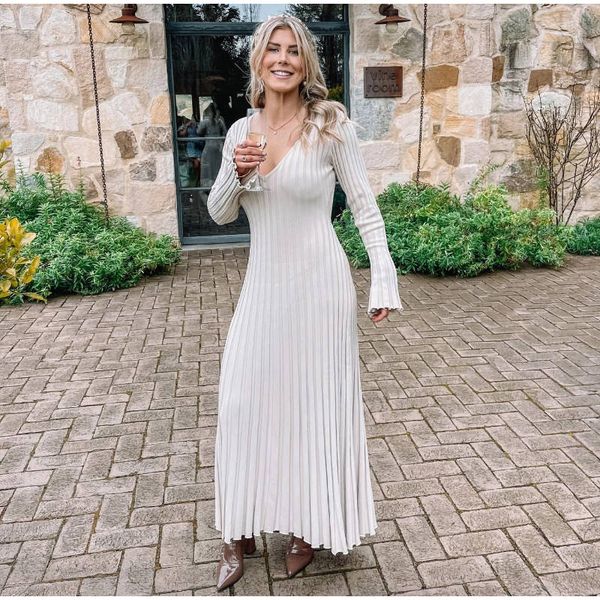 white knitted long dresses women v neck ribbed dress ladies autumn winter long sleeve skinny party dresses, Black;gray
white knitted long dresses women v neck ribbed dress ladies autumn winter long sleeve skinny party dresses, Black;gray