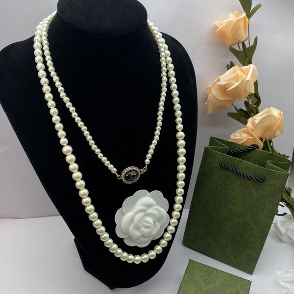 classic women pearl double layer necklace long double letter collar chain designer sweater chain chokers necklaces wedding jewelry with gree, Golden;silver
classic women pearl double layer necklace long double letter collar chain designer sweater chain chokers necklaces wedding jewelry with gree, Golden;silver
