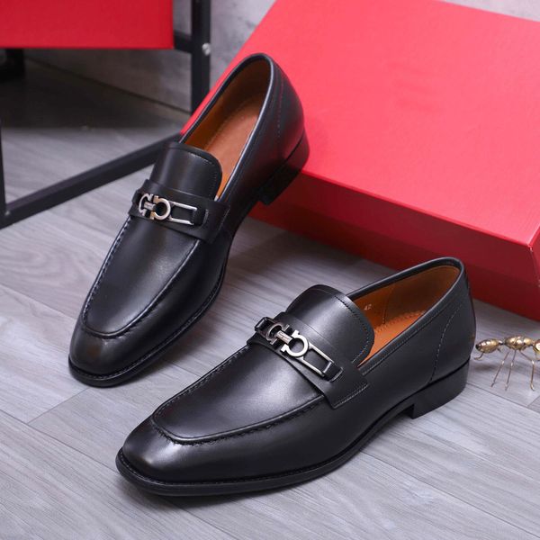 2023 men dress shoes genuine leather brand designer footwear fashion brogue loafers male business formal oxfords size 38-44, Black
2023 men dress shoes genuine leather brand designer footwear fashion brogue loafers male business formal oxfords size 38-44, Black