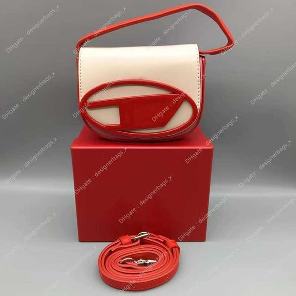 purse 2023 spring/summer pink tote bag portable underarm women millennium spicy design and handbags bags girl style silver shoulder crossbod, Red;black
purse 2023 spring/summer pink tote bag portable underarm women millennium spicy design and handbags bags girl style silver shoulder crossbod, Red;black