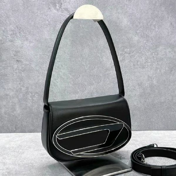 disel jingle bag designer bag luxury handbags shoulder bags women's fashion underarm pouch real leather d-designed classics beautiful c
disel jingle bag designer bag luxury handbags shoulder bags women's fashion underarm pouch real leather d-designed classics beautiful c