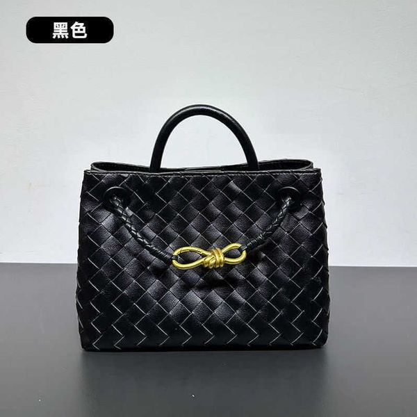 same bag botegas purse designer small design andiamo cowhide woven handbag metal rope buckle tote one shoulder crossbody women's a28q
same bag botegas purse designer small design andiamo cowhide woven handbag metal rope buckle tote one shoulder crossbody women's a28q