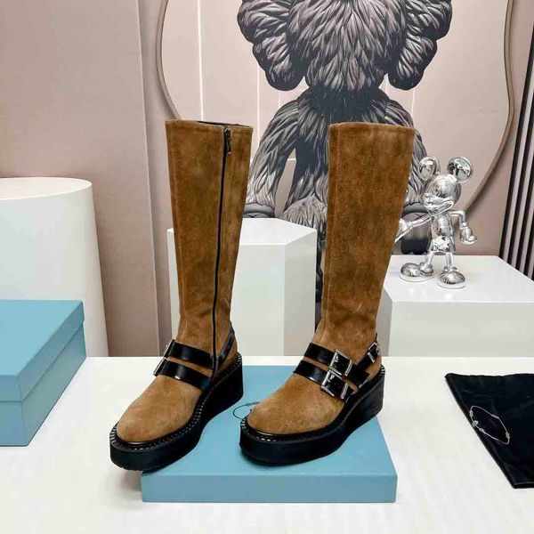 new buckle slip-on ankle knee boots round toe pumps heels women' luxury designer fashion ins booties suede leather sole shoes factory f, Black
new buckle slip-on ankle knee boots round toe pumps heels women' luxury designer fashion ins booties suede leather sole shoes factory f, Black
