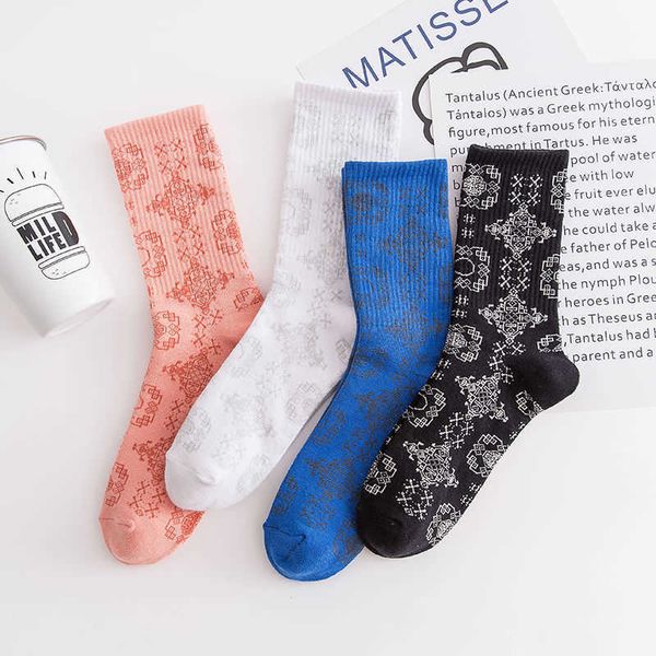 black and white silk aj1 trendy sports personality medium tube cotton socks male and female couples ins chen guanxi co branded trendy brand, Black;white
black and white silk aj1 trendy sports personality medium tube cotton socks male and female couples ins chen guanxi co branded trendy brand, Black;white