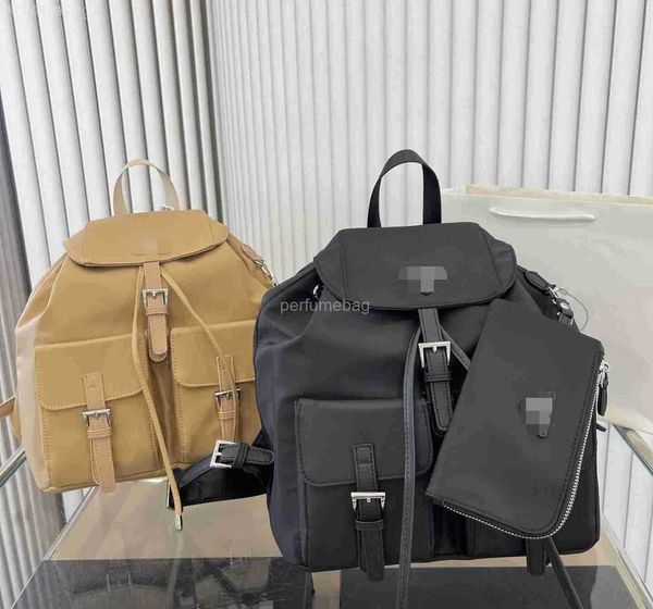 the parachute backpack light in weight super foreign in the upper body. it playful and cute whether it is portable or slant back 29-30
the parachute backpack light in weight super foreign in the upper body. it playful and cute whether it is portable or slant back 29-30