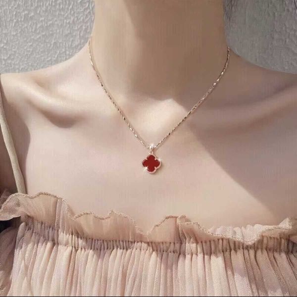 van clover necklace designer four leaf clover necklace luxury women's fashion simple collarbone chain, Silver
van clover necklace designer four leaf clover necklace luxury women's fashion simple collarbone chain, Silver