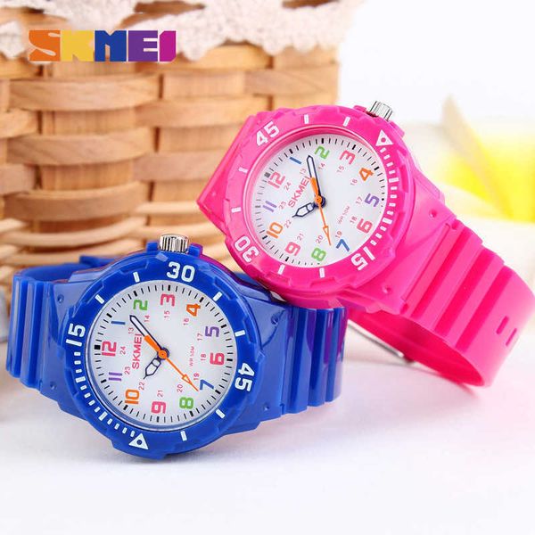 fashion skmei casual kids watches 5bar waterproof quartz wristwatches jelly kids clock children watch 1043, Blue
fashion skmei casual kids watches 5bar waterproof quartz wristwatches jelly kids clock children watch 1043, Blue