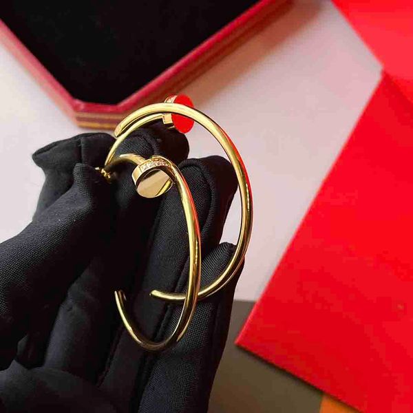 exquisite fashionable 18k gold-plated earrings charm design diamond studded earring luxury designer jewelry premium gifts for girls selected, Golden;silver
exquisite fashionable 18k gold-plated earrings charm design diamond studded earring luxury designer jewelry premium gifts for girls selected, Golden;silver