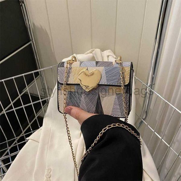 cross body 2023 new summer peach heart flip small square bag simple contrast color one shoulder diagonal straddle bagstylishdesignerbags
cross body 2023 new summer peach heart flip small square bag simple contrast color one shoulder diagonal straddle bagstylishdesignerbags