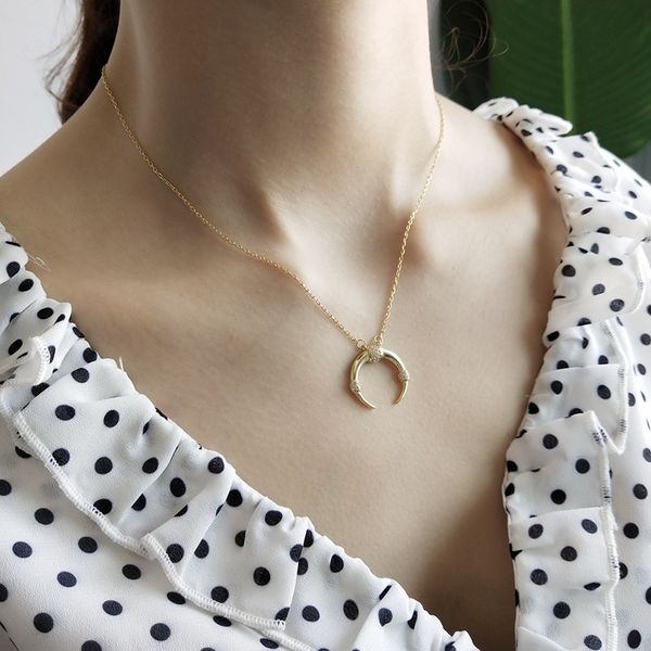 sterling silver gold crescent zircon pendant necklace fashion simple wild moon necklace for women festival jewelry
sterling silver gold crescent zircon pendant necklace fashion simple wild moon necklace for women festival jewelry