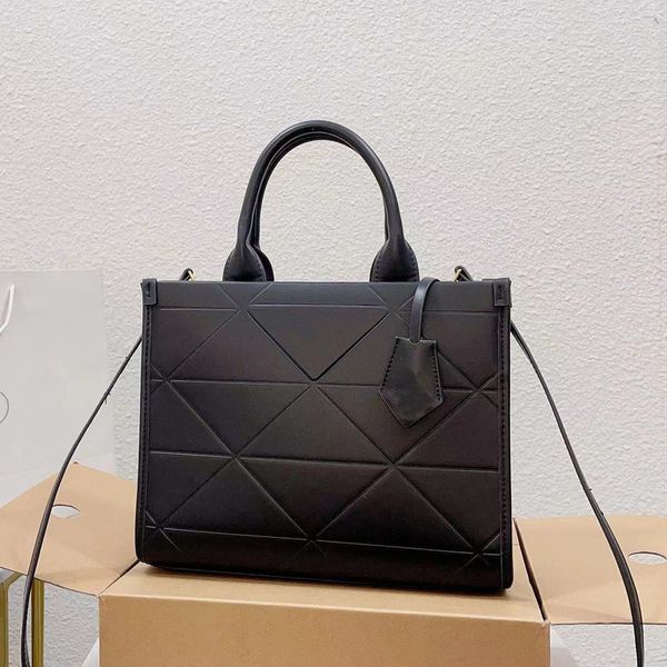 designer bag tote bag crossbody bag temperament elegant leather shoulder handbags lady killer shopping crossbody handbag luxurys designers b
designer bag tote bag crossbody bag temperament elegant leather shoulder handbags lady killer shopping crossbody handbag luxurys designers b