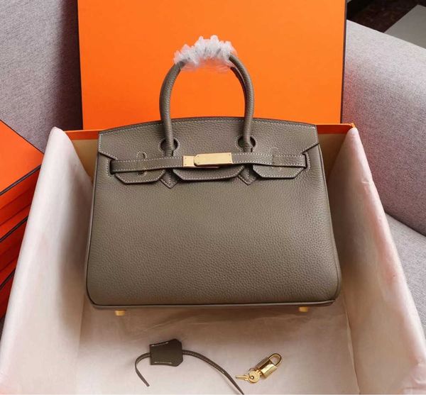 h birkin handbag luxury designer trapstar bag woman makeup tote bags alma bb coin purse quality classical soft cowhide totes france women pe
h birkin handbag luxury designer trapstar bag woman makeup tote bags alma bb coin purse quality classical soft cowhide totes france women pe