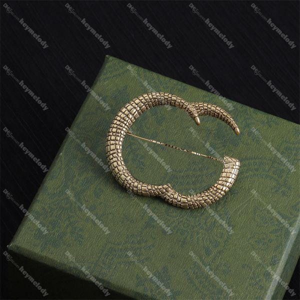 retro double letter brooches steel stamps designer gold pins shirt coat dress decorative brooch jewelry, Gray
retro double letter brooches steel stamps designer gold pins shirt coat dress decorative brooch jewelry, Gray