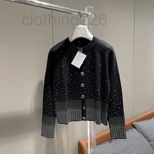 women's sweaters designer 23 early autumn new commuter style simple and versatile, slim reduced age heavy duty beaded knitted cardigan, White;black
women's sweaters designer 23 early autumn new commuter style simple and versatile, slim reduced age heavy duty beaded knitted cardigan, White;black