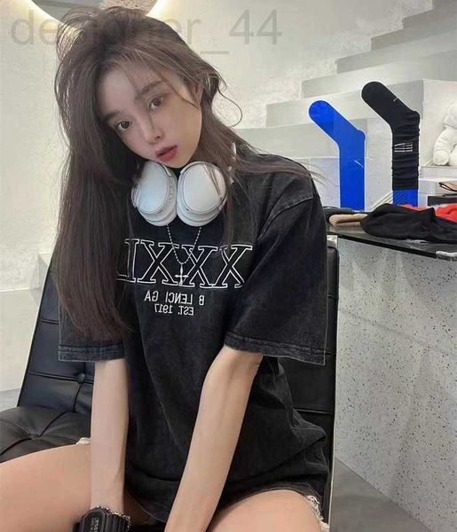 women's t-shirt designer high edition 2023 summer new luxury fashion b family letter embroidery wash old men's and loose short sle, White
women's t-shirt designer high edition 2023 summer new luxury fashion b family letter embroidery wash old men's and loose short sle, White