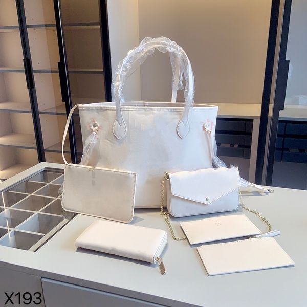 new 4-piece bag designer skew bag women's shoulder handbag fashion men's and women's handbags classic chain bag 8 colors 32 m
new 4-piece bag designer skew bag women's shoulder handbag fashion men's and women's handbags classic chain bag 8 colors 32 m