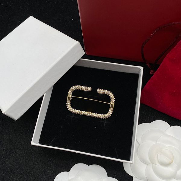 designer diamond brooch women shiny 18k golden diamond crystal brooch pins letters hollow simple personalized jewelry, Gray
designer diamond brooch women shiny 18k golden diamond crystal brooch pins letters hollow simple personalized jewelry, Gray