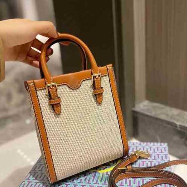 shoulder bags luxury brand fashion simple small square shopping bag women's designer real leather mobile phone handbags 1220
shoulder bags luxury brand fashion simple small square shopping bag women's designer real leather mobile phone handbags 1220