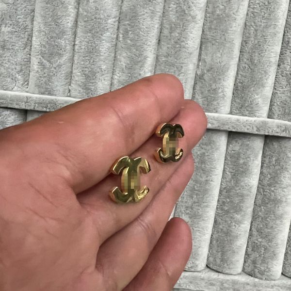simple 2 sizes large 15mm small 12mm c stud 316l stainless steel 18k gold silver rose girl women letter logo engrave earrings wedding party, Golden;silver
simple 2 sizes large 15mm small 12mm c stud 316l stainless steel 18k gold silver rose girl women letter logo engrave earrings wedding party, Golden;silver