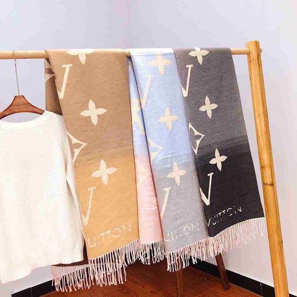 23ss 2022 fashion designer scarf autumn winter long shawls gradient color scarves woman brand cashmere scarfs for women soft touch warm wrap, Blue;gray
23ss 2022 fashion designer scarf autumn winter long shawls gradient color scarves woman brand cashmere scarfs for women soft touch warm wrap, Blue;gray