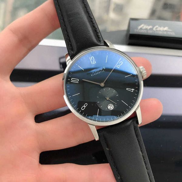 designer men nomos watch nomos auto mechanical watches z2i7 automatic movement uhr white dial back transparency with box, Slivery;brown
designer men nomos watch nomos auto mechanical watches z2i7 automatic movement uhr white dial back transparency with box, Slivery;brown