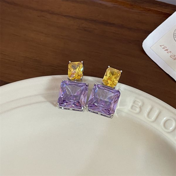 light luxury geometric purple large zircon earrings and earrings feminine style advanced sense silver needle retro immortal style popular ea, Golden
light luxury geometric purple large zircon earrings and earrings feminine style advanced sense silver needle retro immortal style popular ea, Golden