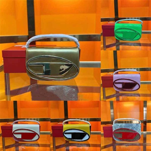 2023 purses designer square woman handbag underarm handheld bag product women small shoulder strap crossbody luxury wallets, Red;black
2023 purses designer square woman handbag underarm handheld bag product women small shoulder strap crossbody luxury wallets, Red;black