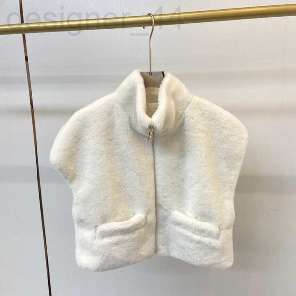 women's two piece pants designer pr * a fashion brand correct edition autumn new pure white fur short vest slim fit temperament uj36
women's two piece pants designer pr * a fashion brand correct edition autumn new pure white fur short vest slim fit temperament uj36