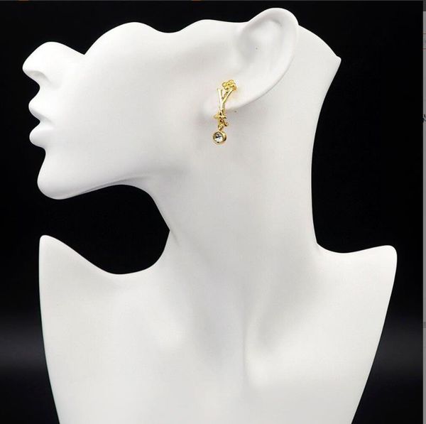 pendant necklaces letter double flower hanging square diamond round diamond earrings for women v-shaped flower earrings set, Silver
pendant necklaces letter double flower hanging square diamond round diamond earrings for women v-shaped flower earrings set, Silver