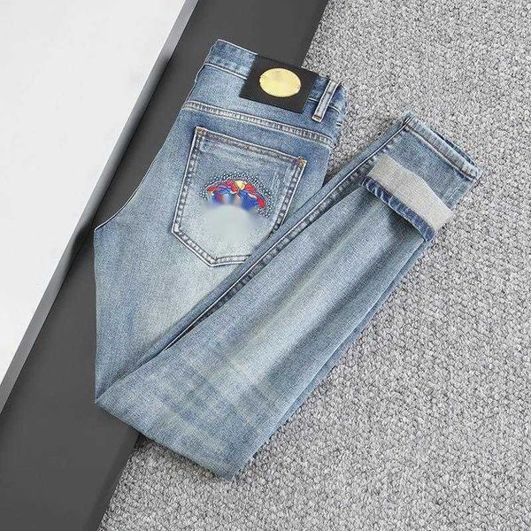 fashion holes mens tight fitting jeans medusa embroidered denim pants designer jeans fashion casual wear resistant pants, Blue
fashion holes mens tight fitting jeans medusa embroidered denim pants designer jeans fashion casual wear resistant pants, Blue