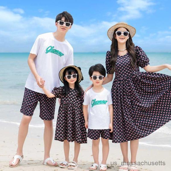 family matching outfits summer beach family outfits mum daughter floral dresses dad son t-shirt shorts holiday couple lovers matching clothe, Blue
family matching outfits summer beach family outfits mum daughter floral dresses dad son t-shirt shorts holiday couple lovers matching clothe, Blue