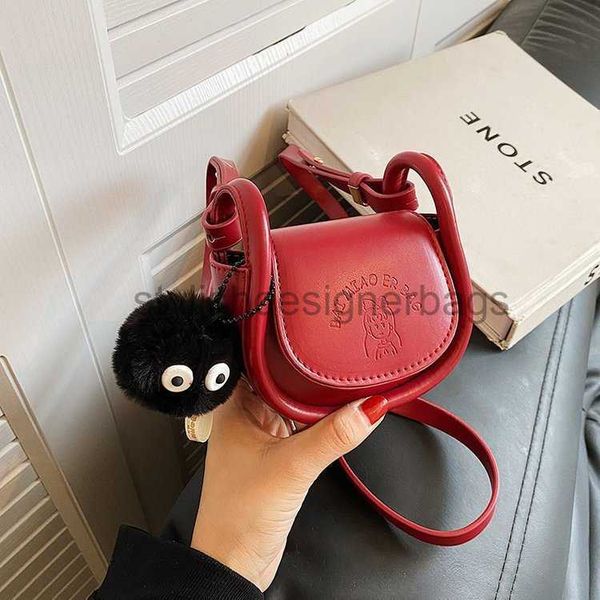 cross body personalized temperament small bag for women 2023 summer new minimalist niche design crossbody bag portable underarm saddle bagst
cross body personalized temperament small bag for women 2023 summer new minimalist niche design crossbody bag portable underarm saddle bagst
