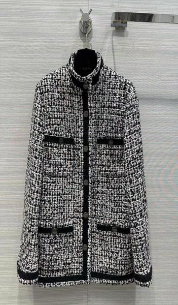 milan runway jackets 2023 new spring autumn women coats stand collar long sleeve designer brand same style outerwear 032677414068, Black;brown
milan runway jackets 2023 new spring autumn women coats stand collar long sleeve designer brand same style outerwear 032677414068, Black;brown