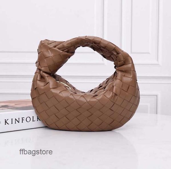 handheld bags jodie bottegaa venetaa designer bag sheepskin evening small jodies lady handbags mini woven women's knot horn dumplings 2
handheld bags jodie bottegaa venetaa designer bag sheepskin evening small jodies lady handbags mini woven women's knot horn dumplings 2