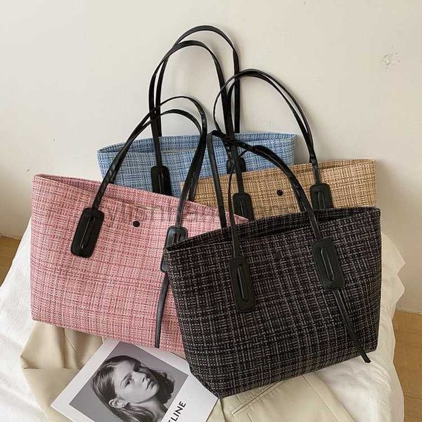 beach bags grass woven bag casual bag women's 2023 new korean version colorful and foreign style shoulder bag fashionable woven tote ba
beach bags grass woven bag casual bag women's 2023 new korean version colorful and foreign style shoulder bag fashionable woven tote ba