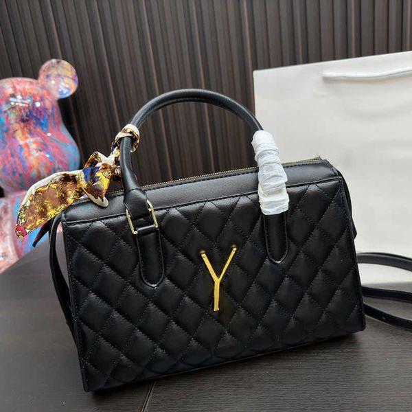 luxury tote bag crossbody black bag designer handbags women shoulder bags fashion leather plaid handbag clutch purse 230810
luxury tote bag crossbody black bag designer handbags women shoulder bags fashion leather plaid handbag clutch purse 230810