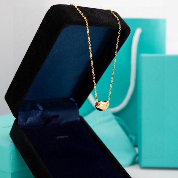 luxury necklace designer necklace exquisite ladies pendant diamond inlay charm versatile elegant temperament fashion trendy jewelry love wed, Silver
luxury necklace designer necklace exquisite ladies pendant diamond inlay charm versatile elegant temperament fashion trendy jewelry love wed, Silver