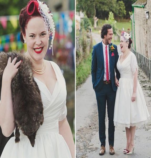 2015 vestido de noiva short sleeve v neck pleat satin tea length vintage plus size short wedding dresses4923631, White
2015 vestido de noiva short sleeve v neck pleat satin tea length vintage plus size short wedding dresses4923631, White