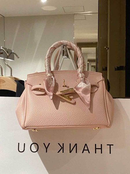 casual h ermes brikiss shoulder bags for women online store commuter style handheld bag womens 2023 new network popular fashion small with r
casual h ermes brikiss shoulder bags for women online store commuter style handheld bag womens 2023 new network popular fashion small with r
