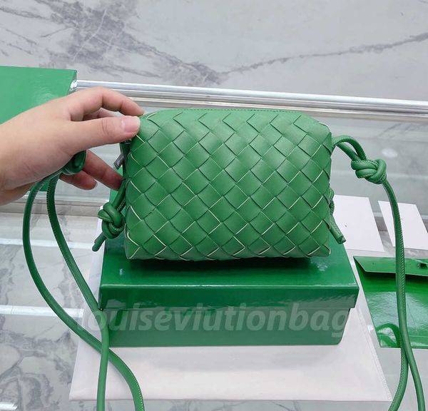 hand woven leather shoulder bags totes luxury multi color selection women's handbags shoulder bag mini pouch cross body cosmetic purses
hand woven leather shoulder bags totes luxury multi color selection women's handbags shoulder bag mini pouch cross body cosmetic purses