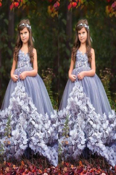 2020 princess girls pageant dresses v neck sleeveless lace 3d appliques flowers tiered tulle kids flower girls dress birthda5181472, White;red
2020 princess girls pageant dresses v neck sleeveless lace 3d appliques flowers tiered tulle kids flower girls dress birthda5181472, White;red