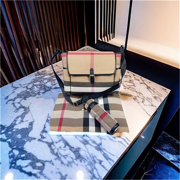 in 2023, the new foreign trade infant diaper mommy bag for children, large capacity baby, multi-functional high-end customized fashion mommy
in 2023, the new foreign trade infant diaper mommy bag for children, large capacity baby, multi-functional high-end customized fashion mommy